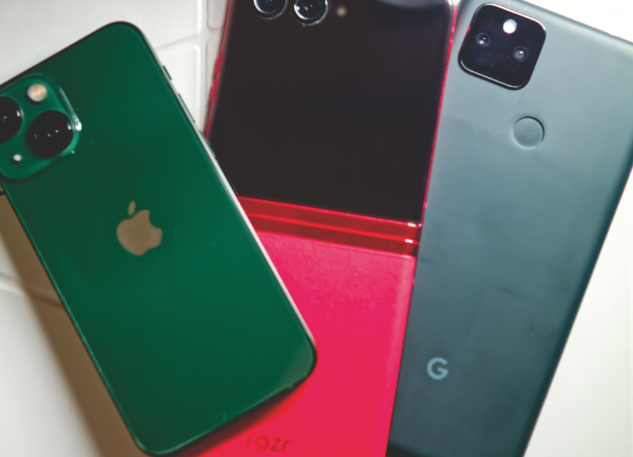 iPhone Users Upgrade Less Often Than Android Users. Why? - Leaf&Core
